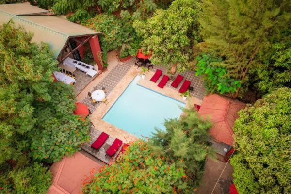 ホテル Hibiscus House Gambia Brufut エクステリア 写真