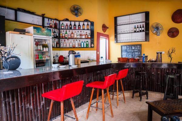 ホテル Hibiscus House Gambia Brufut エクステリア 写真